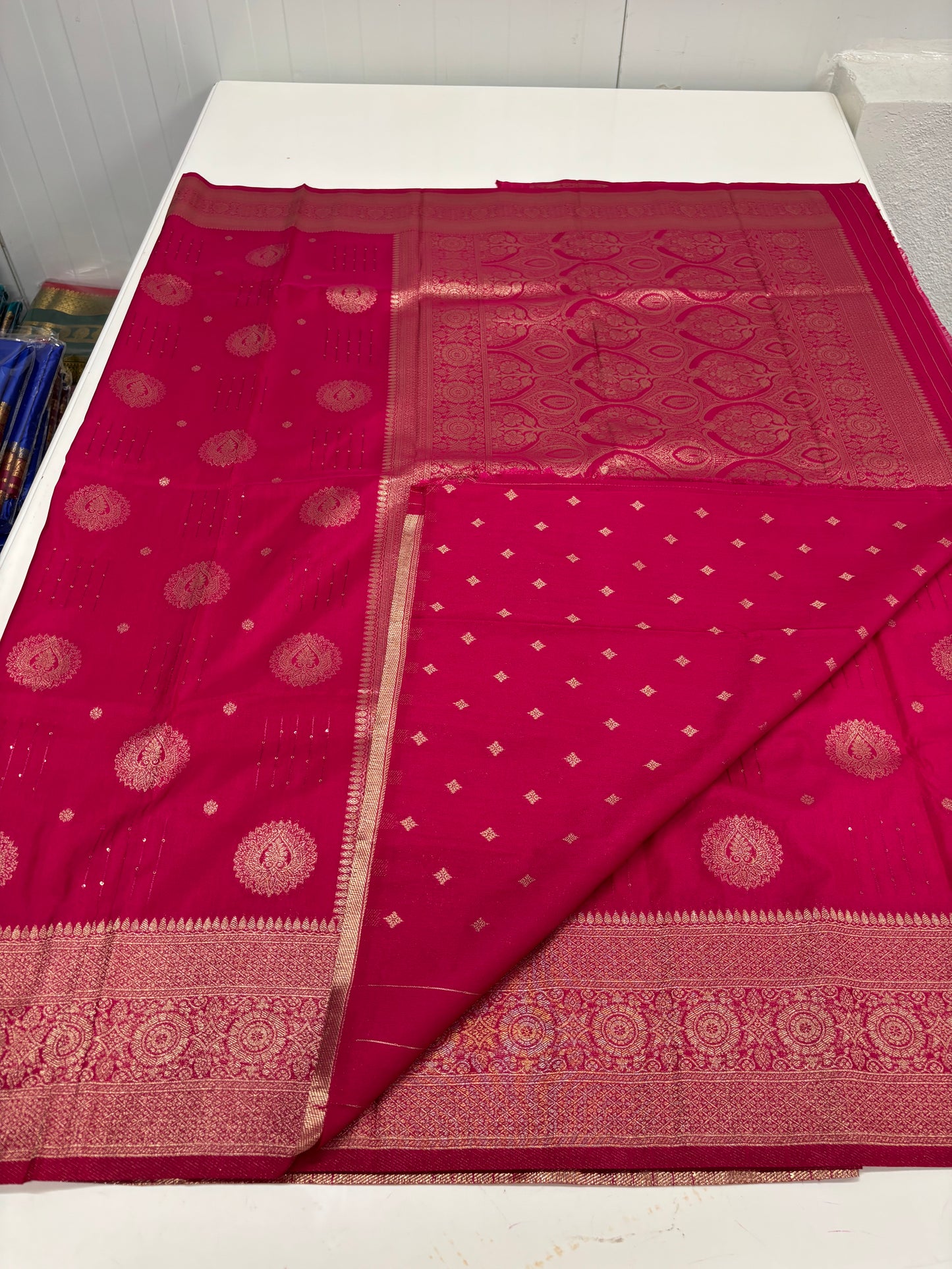 Banarasi Khaddi Georgette (Round Motifs and Sequence Work)