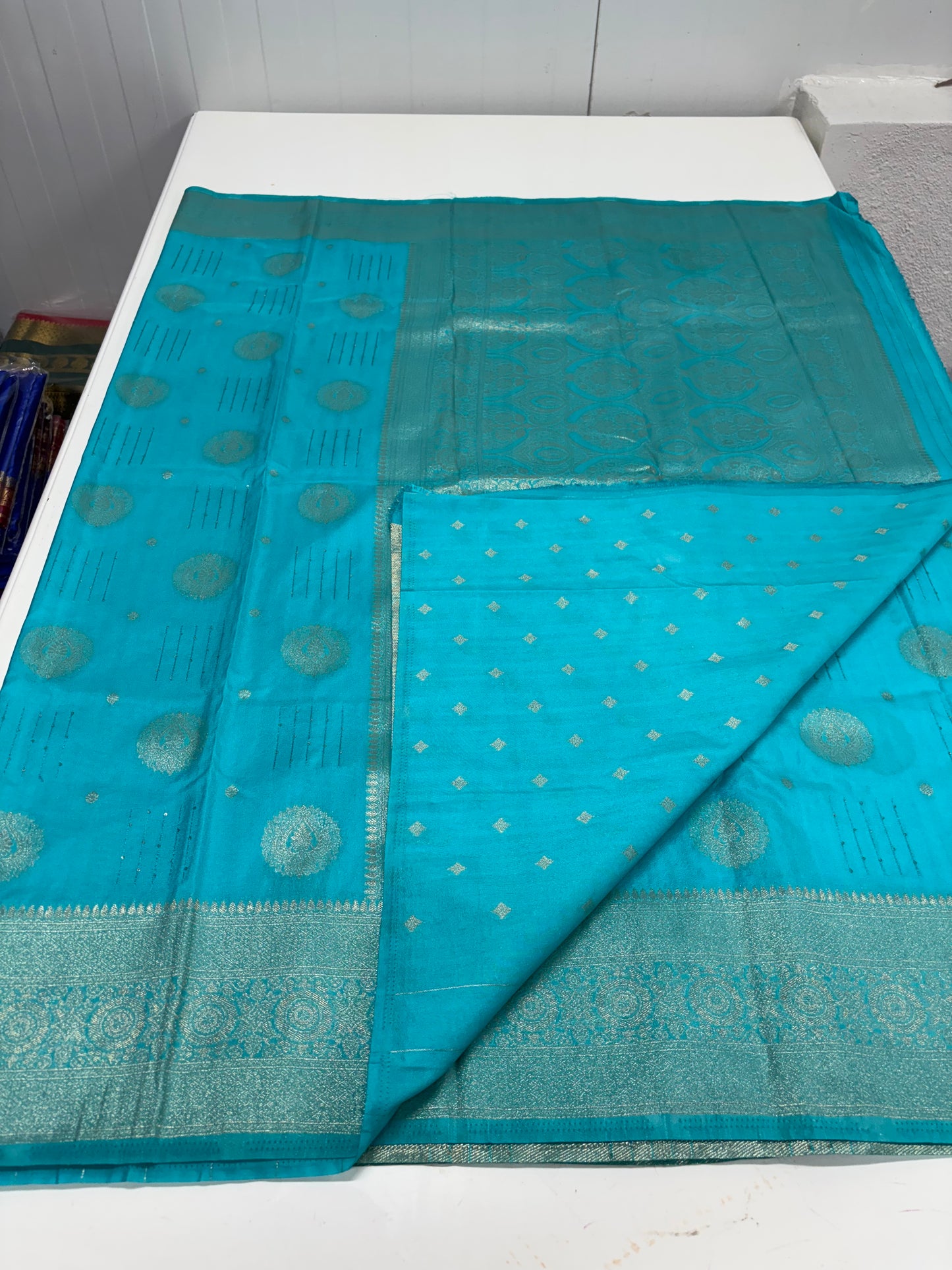 Banarasi Khaddi Georgette (Round Motifs and Sequence Work)