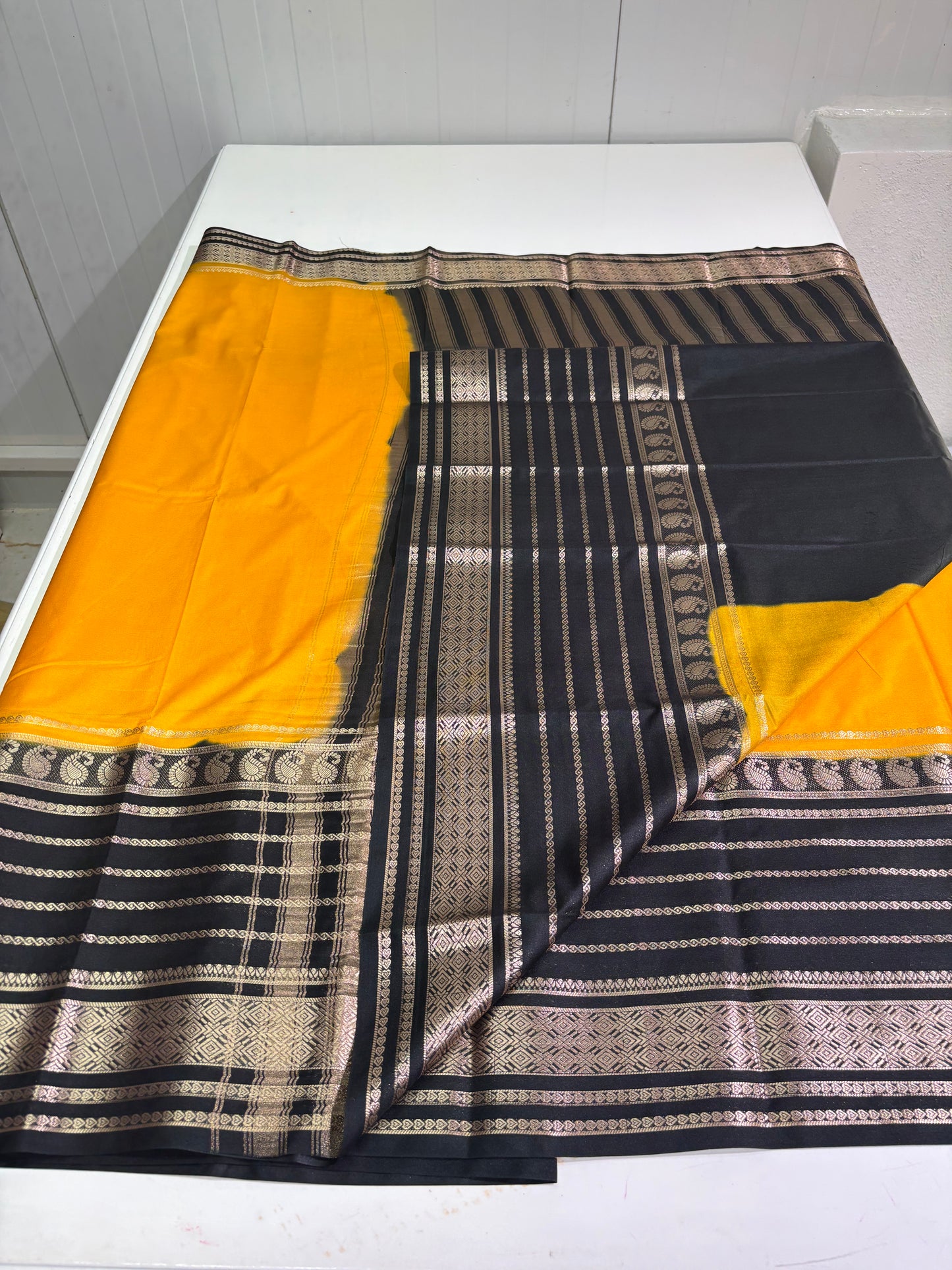 Semi Mysore Crepe (SS Big Mango Border)