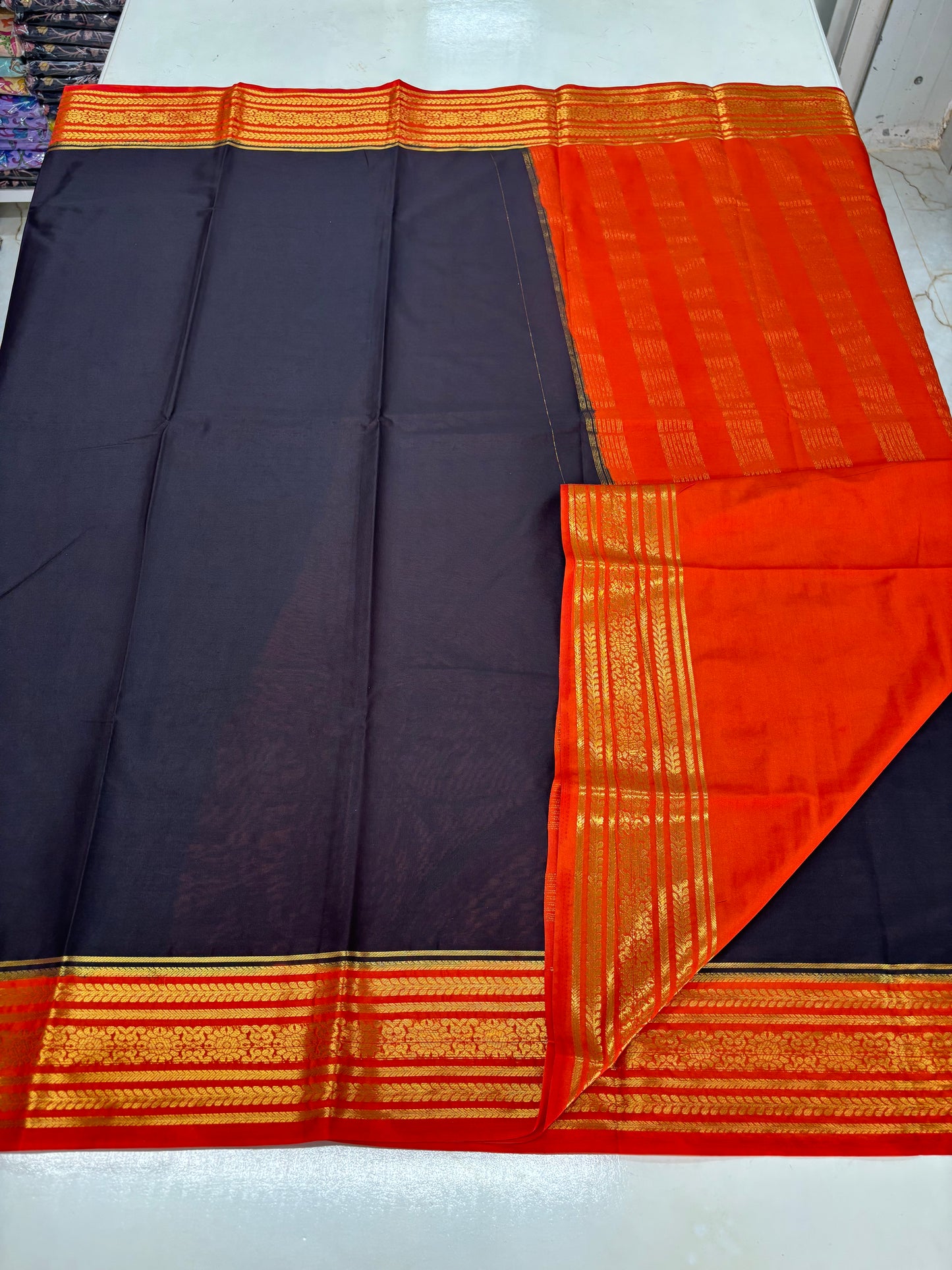 Semi Mysore Crepe (Premium, 1 Line Flowers Border)