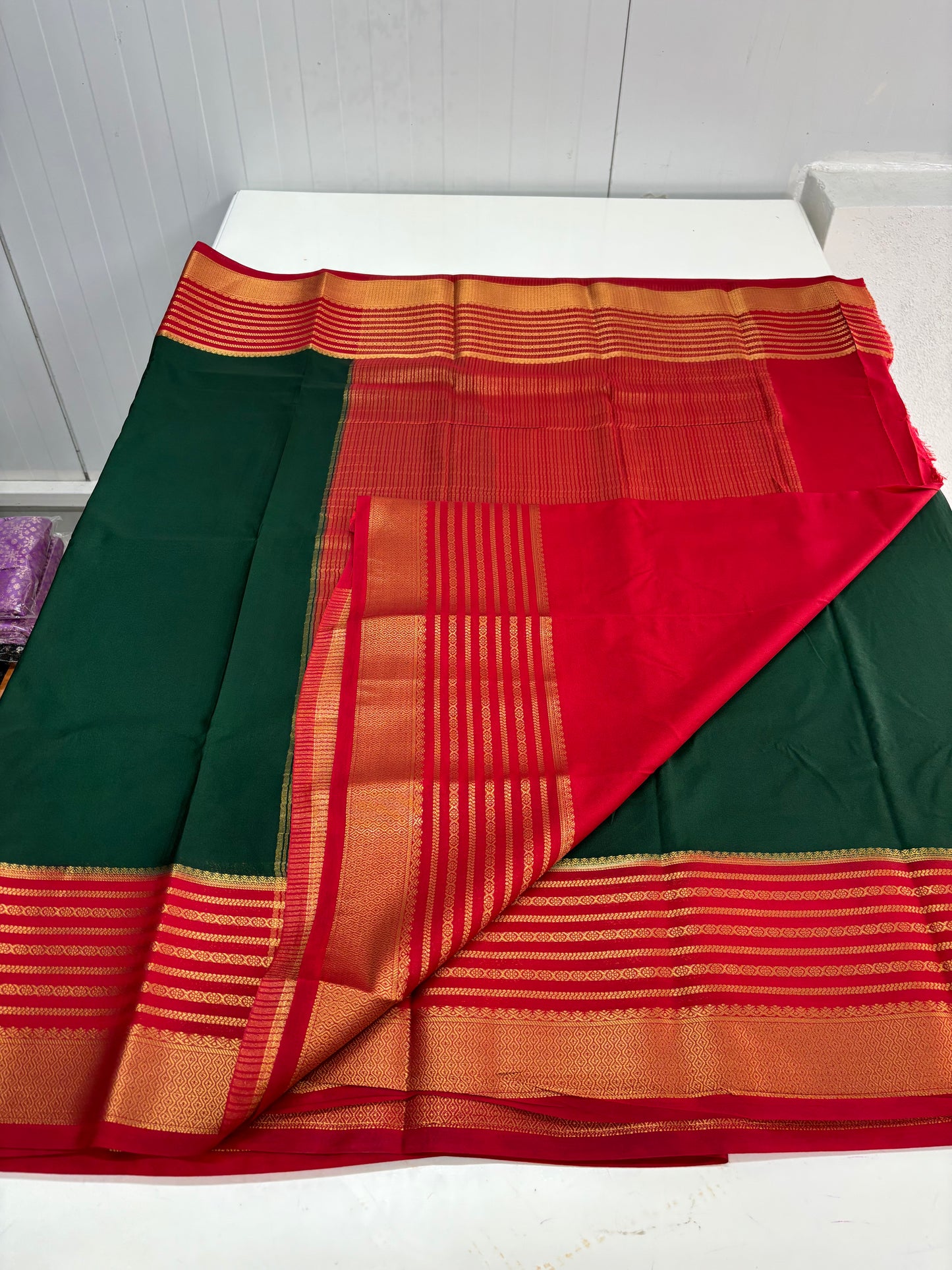 Semi Mysore Crepe (BS Big Border Sequence Lines)