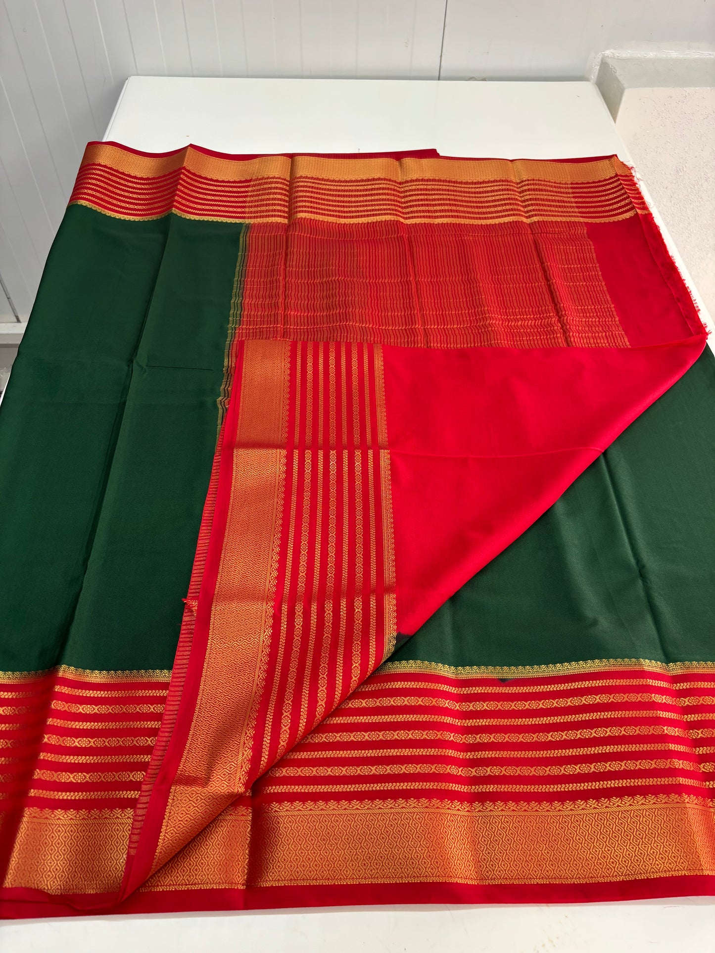 Semi Mysore Crepe (BS Big Border Sequence Lines)