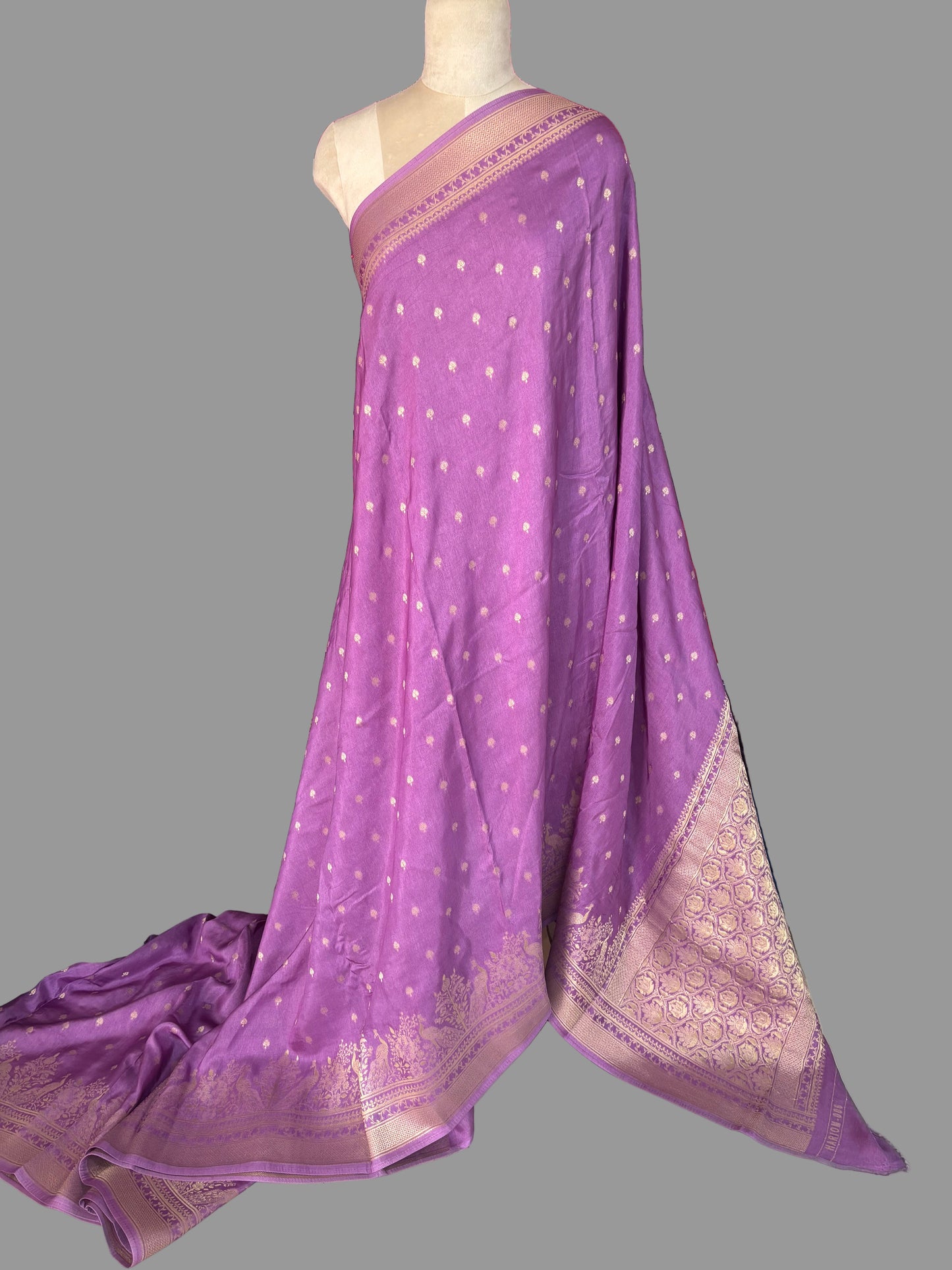 Banarasi Viscose Saree (Premium, Motifs Body, Peacock Border)
