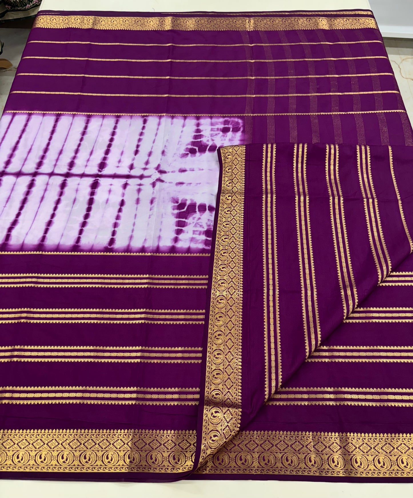 Semi Mysore Crepe (Shibori Dyed 2D, Golden Zari Horizontal Lines)