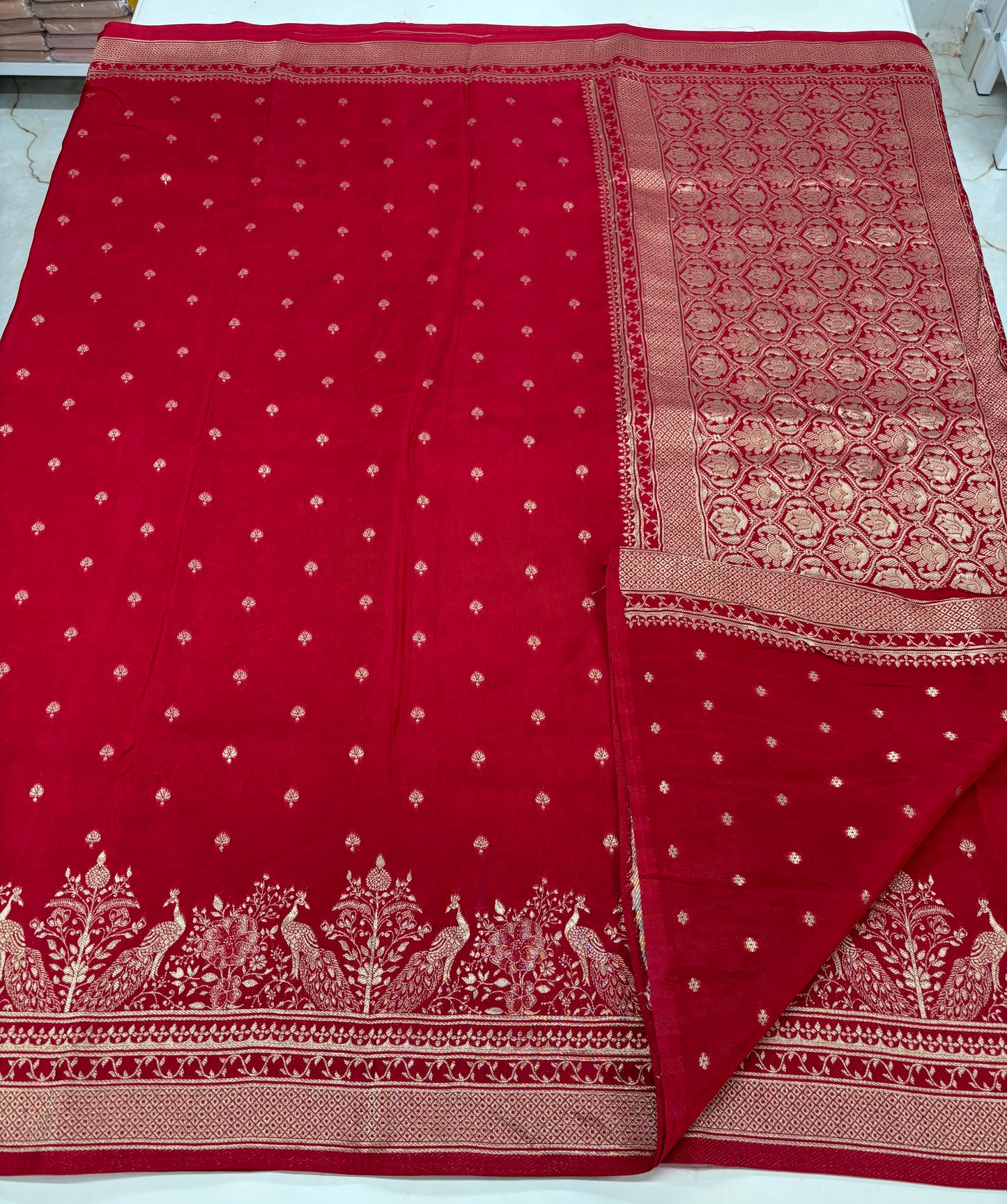 Banarasi Viscose Saree (Premium, Motifs Body, Peacock Border)