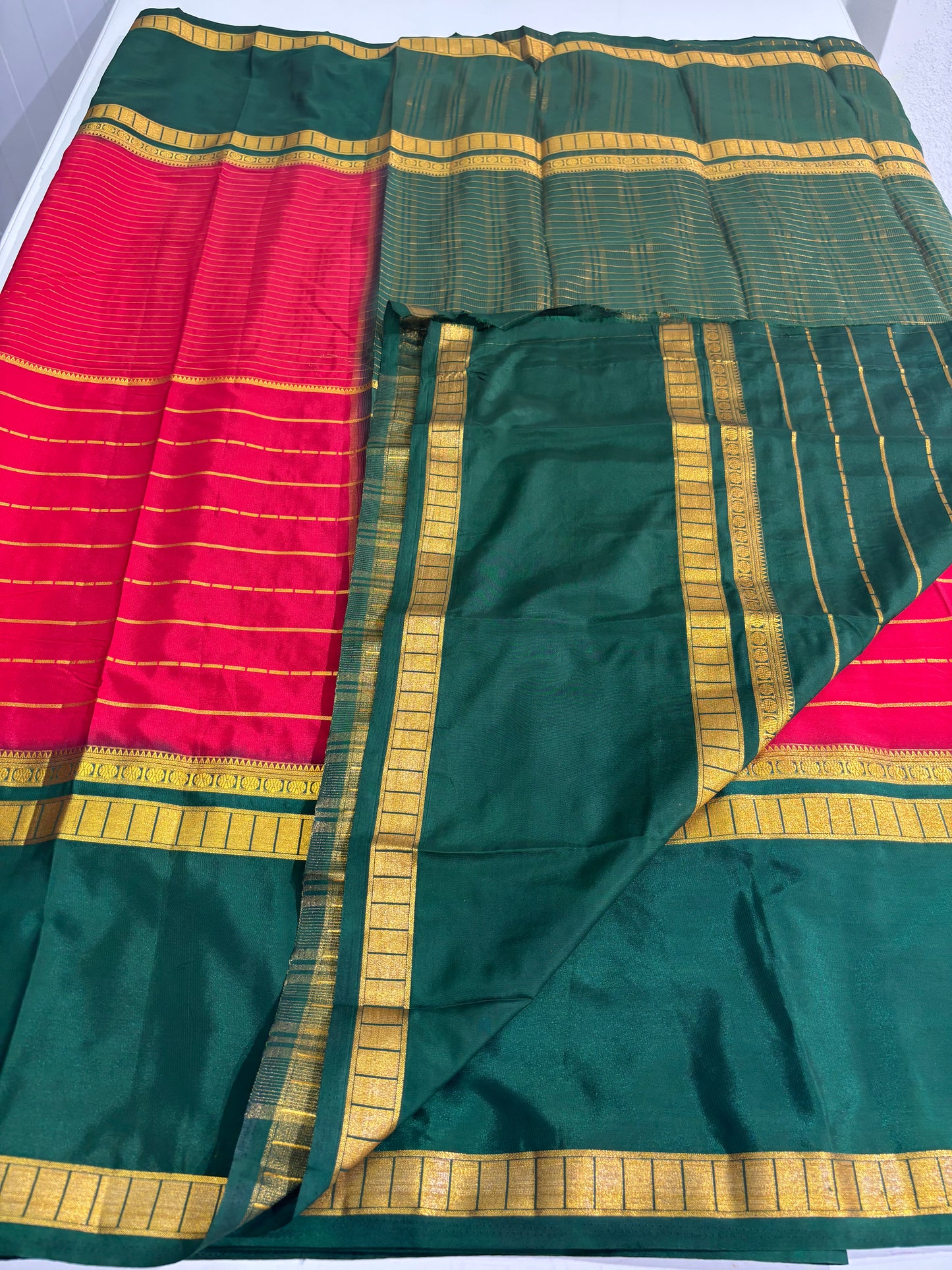 Semi Mysore Crepe (2 Types Horizontal Lines half and half pattern)