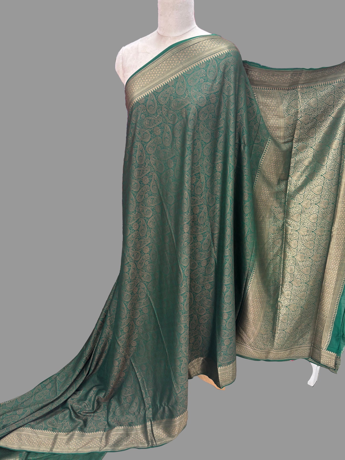 Semi Mysore Crepe (Neem Zari Brocade - Antique Look)