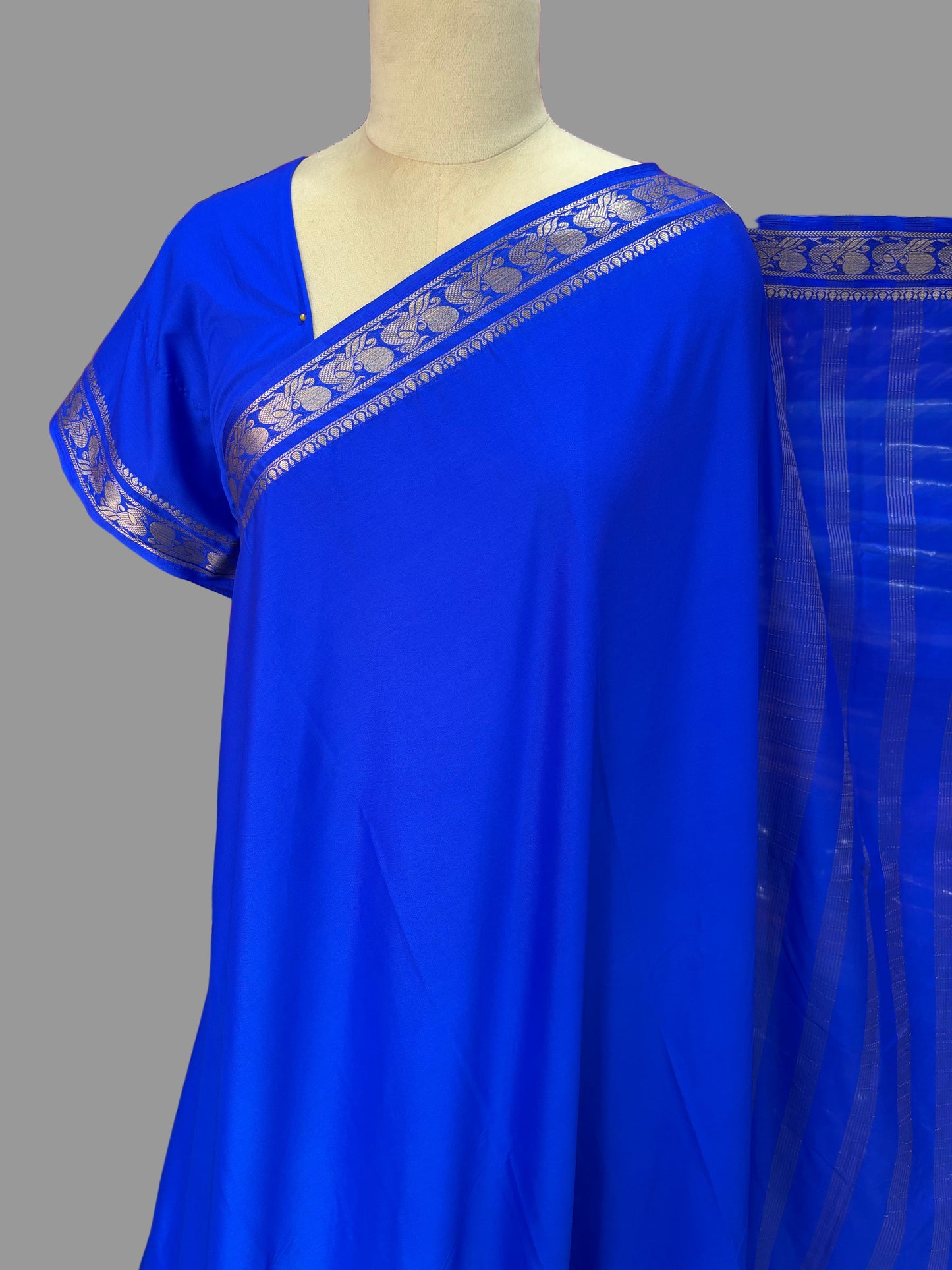 Semi Mysore Crepe (Self, Peacock Marching Border)