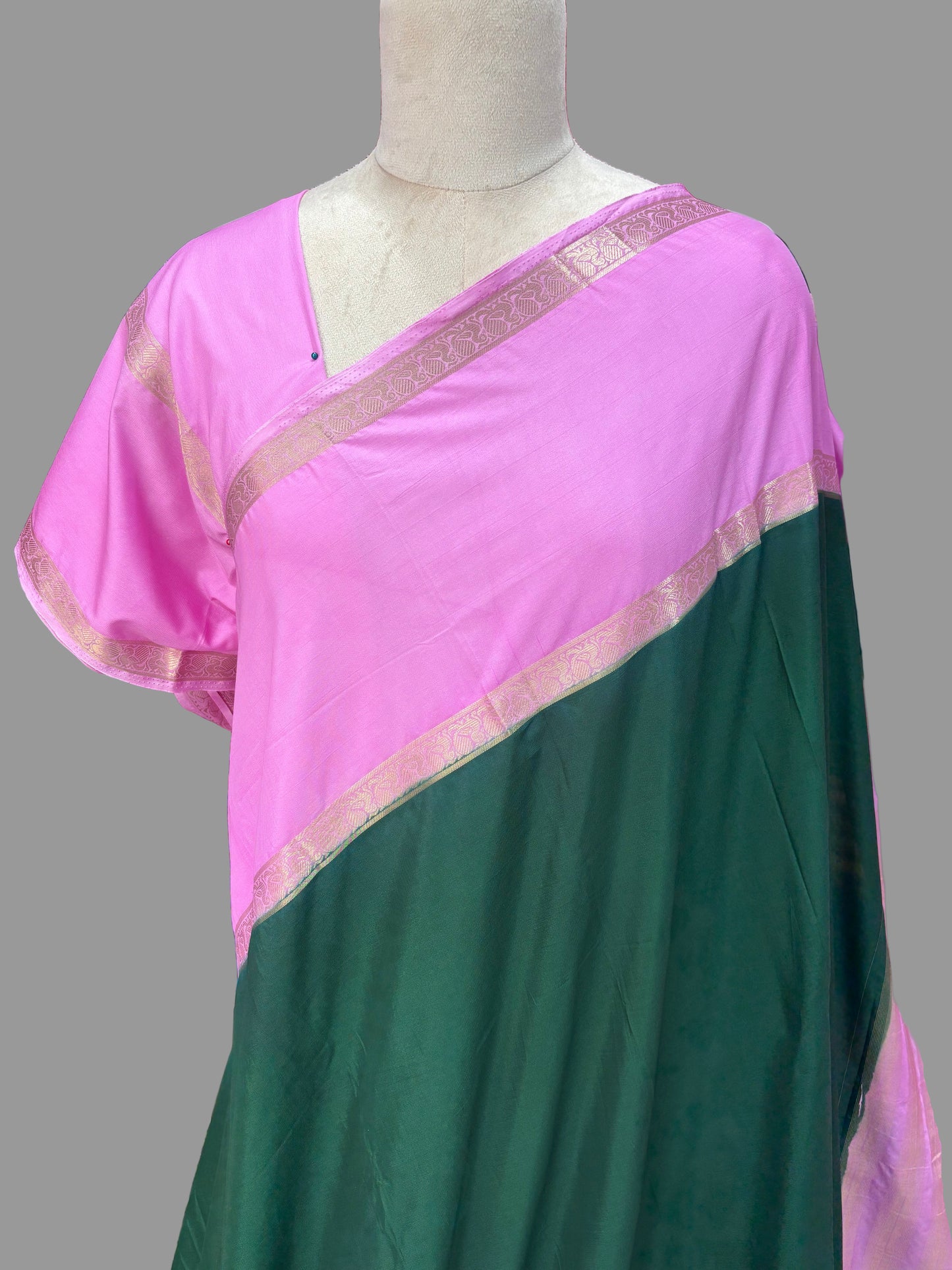 Semi Mysore Crepe (Piping Bentex Border)