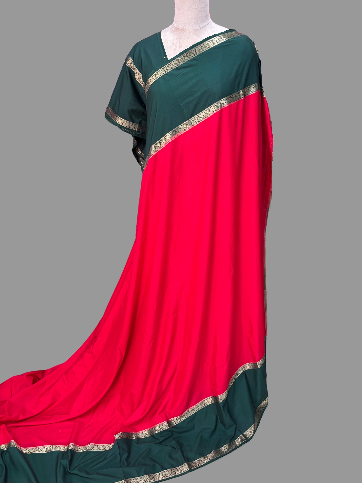 Semi Mysore Crepe (Piping Bentex Border)