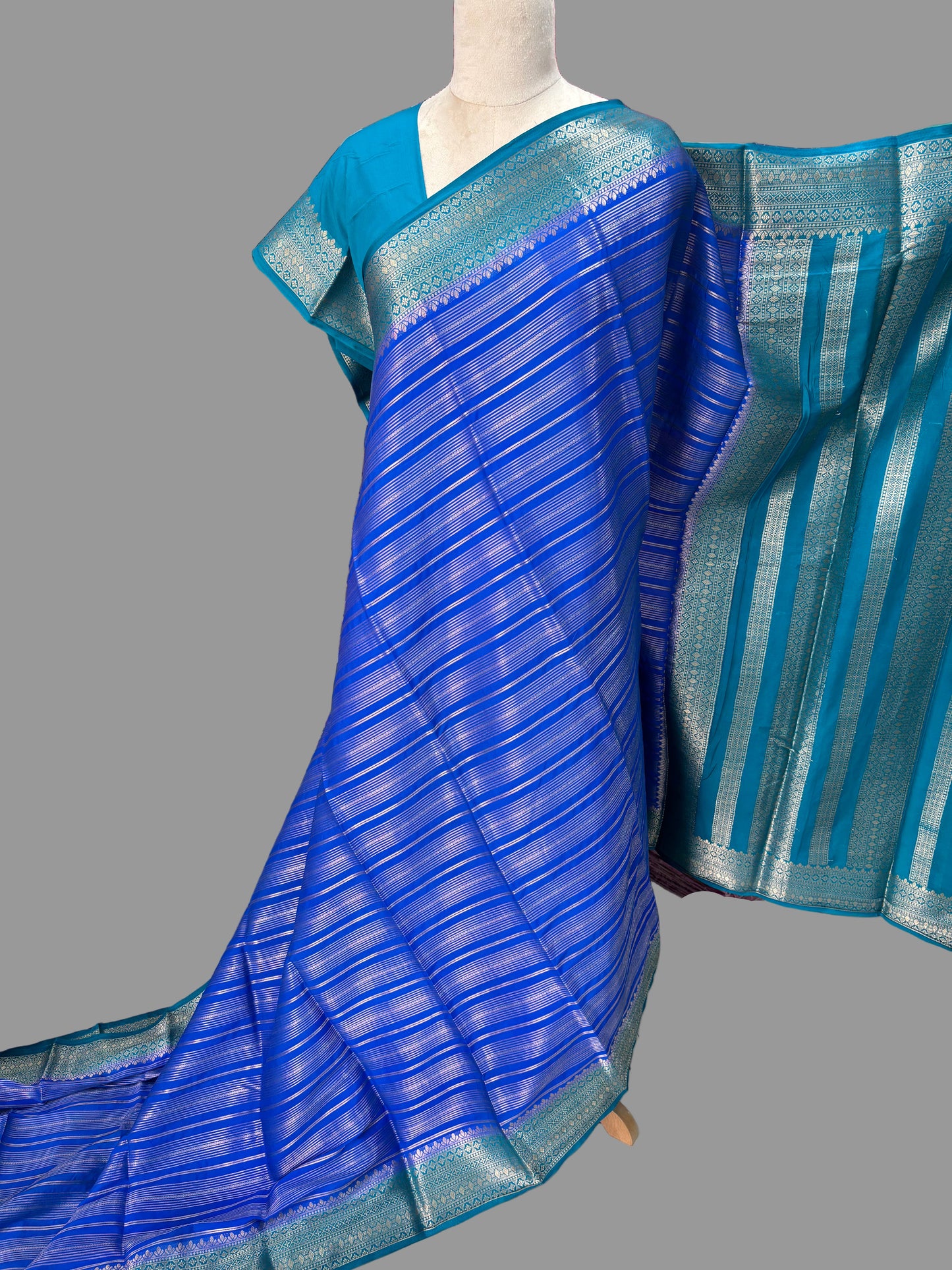 Semi Mysore Crepe (Horizontal Lines and Grand Chit Pallu)
