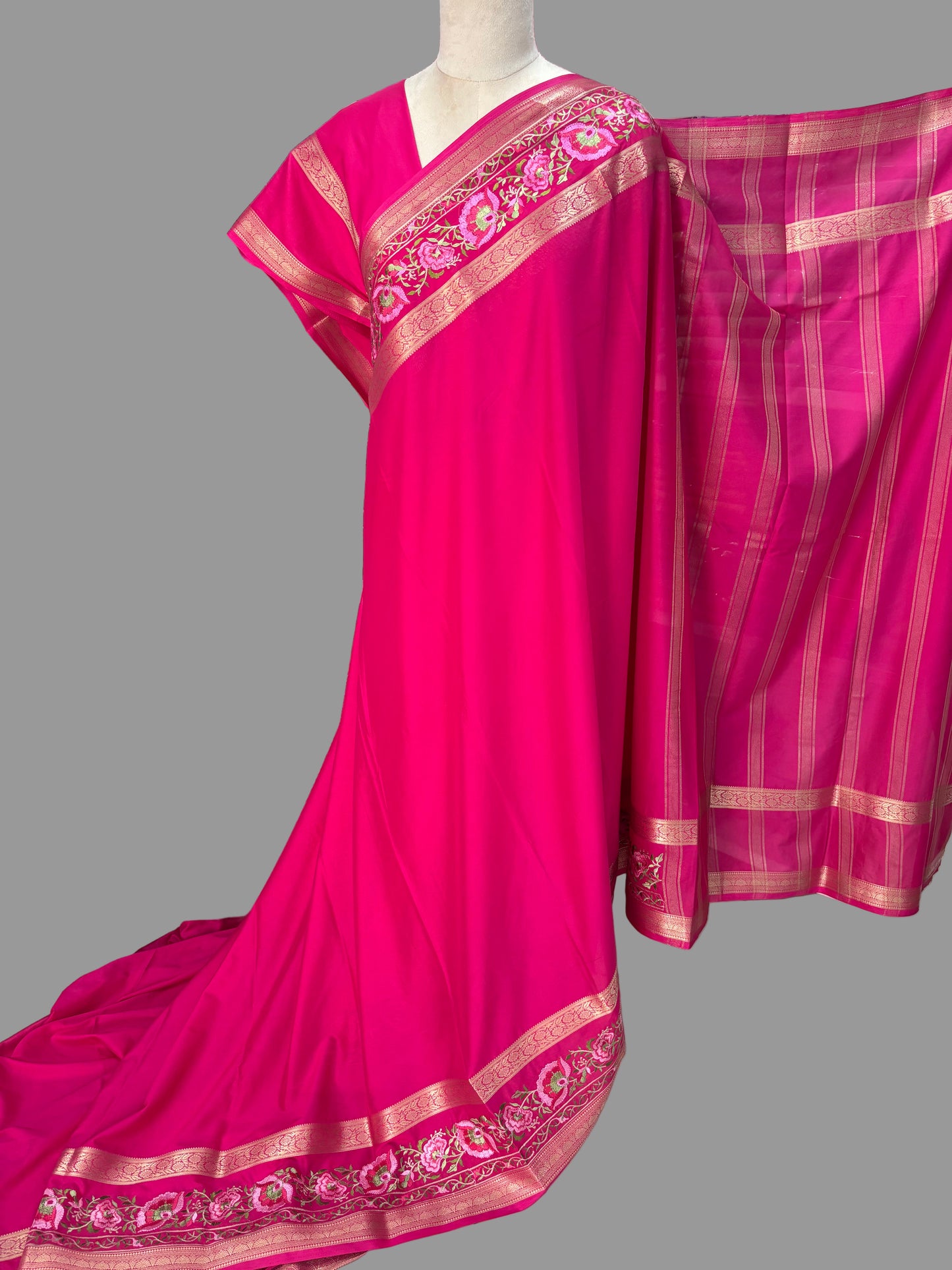 Semi Mysore Crepe (Floral Embroidery, Floral Bentex Border)