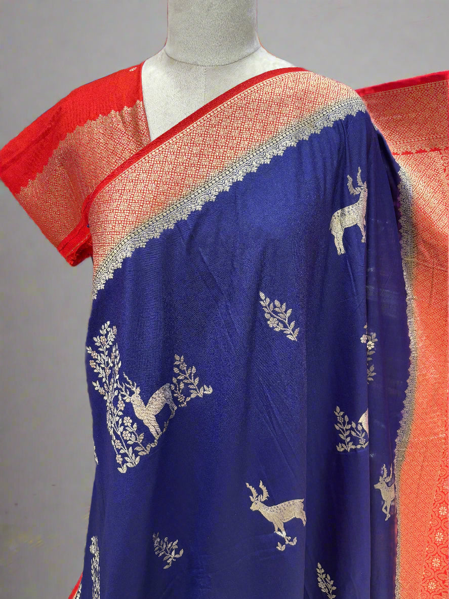 Dola (Deer Motifs and Grand Pallu)
