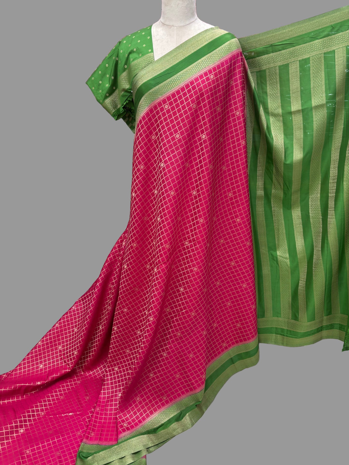 Semi Mysore Crepe (Premium, Brocade Checks Bentex Border)