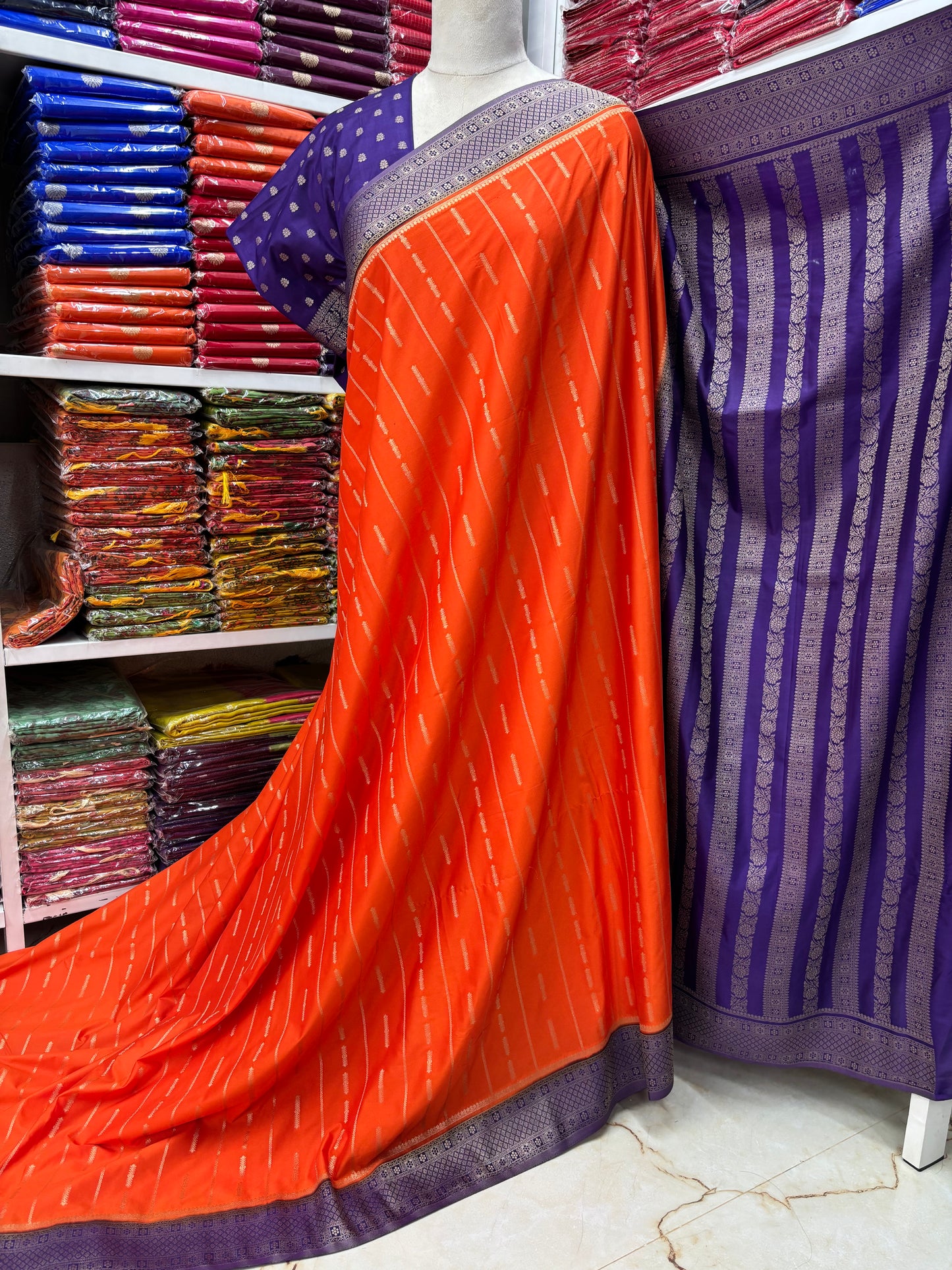 Semi Mysore Crepe (Premium, Vertical Weaves Grand Chit Pallu)