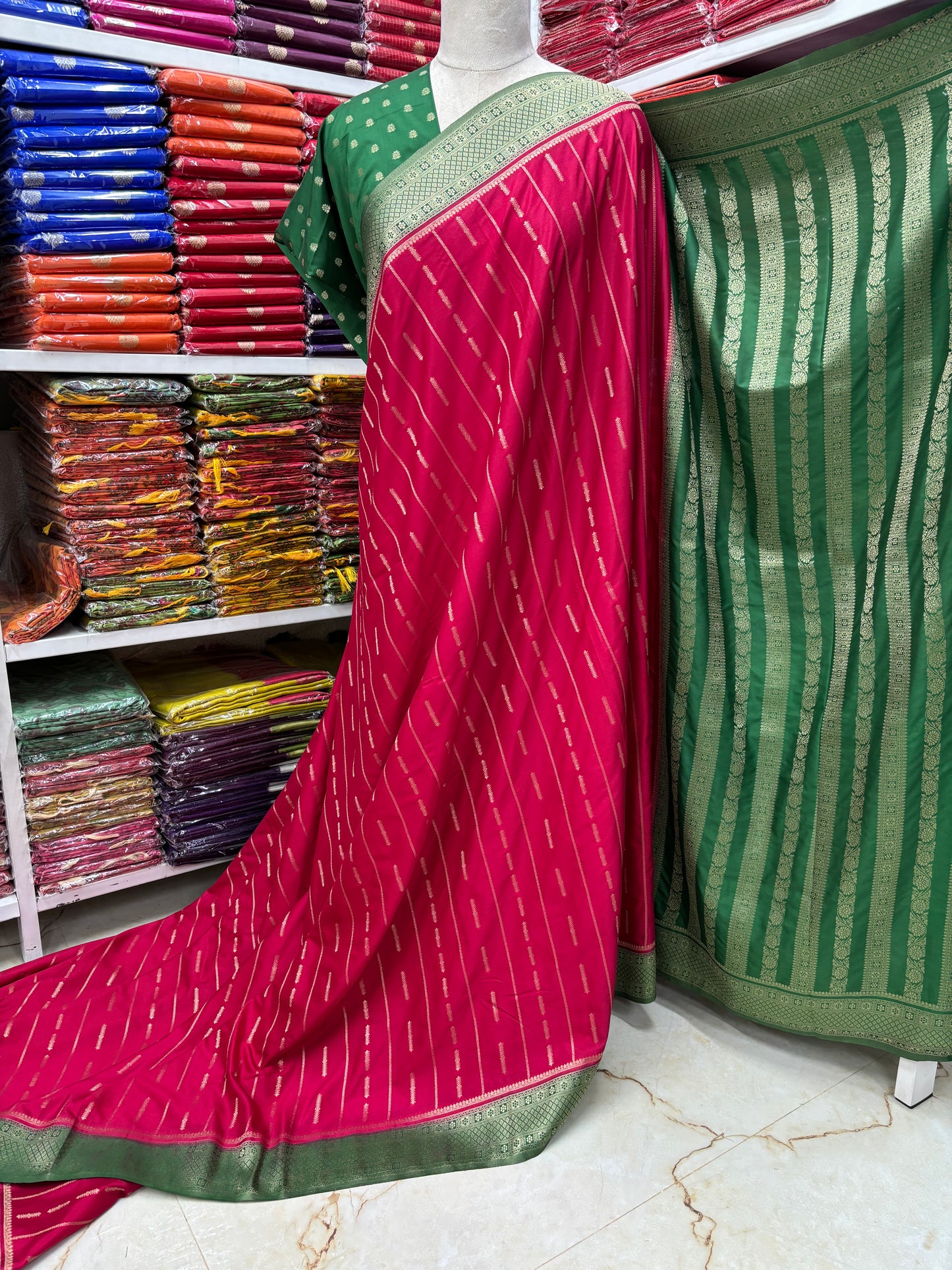 Semi Mysore Crepe (Premium, Vertical Weaves Grand Chit Pallu)