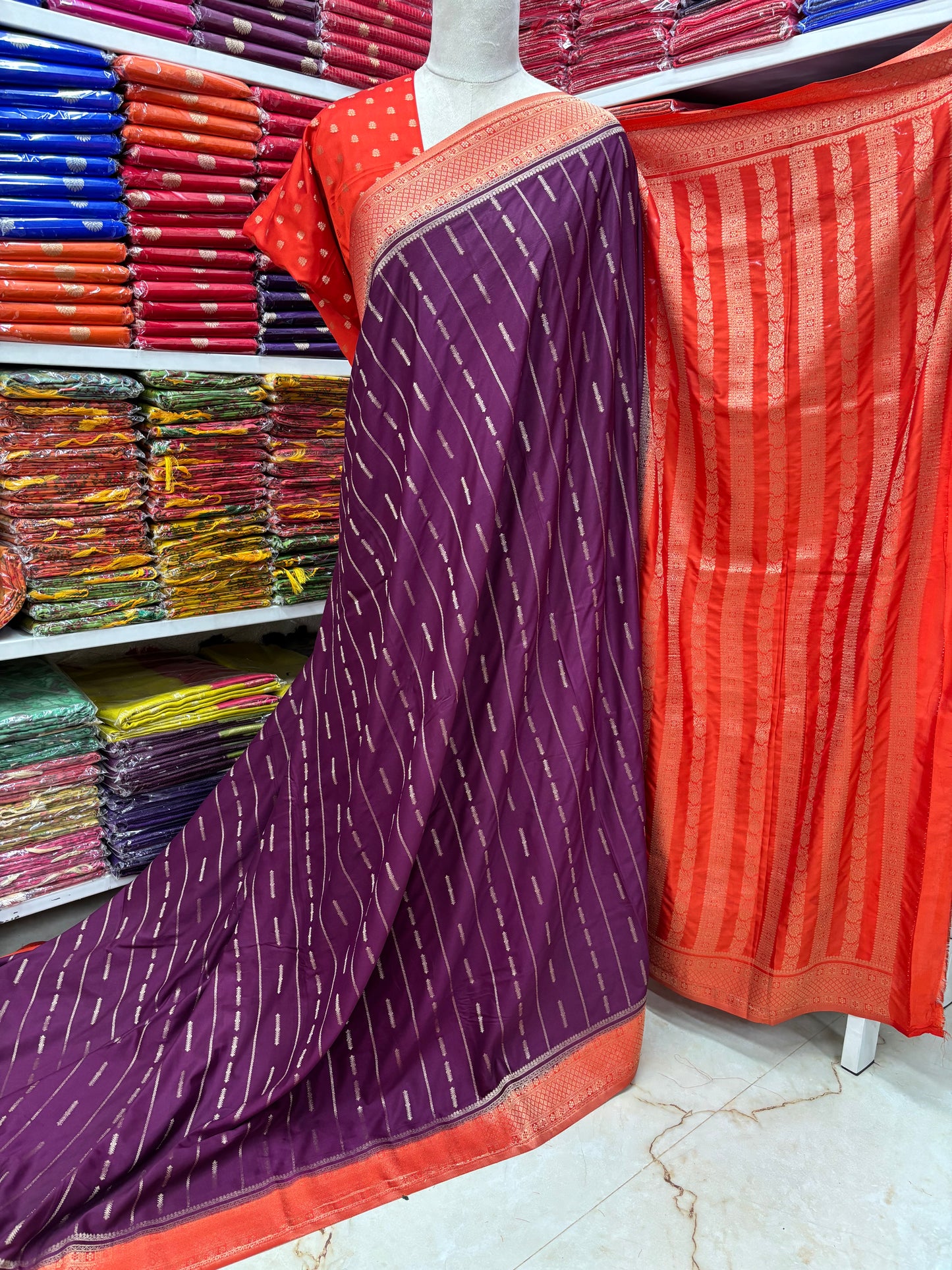 Semi Mysore Crepe (Premium, Vertical Weaves Grand Chit Pallu)