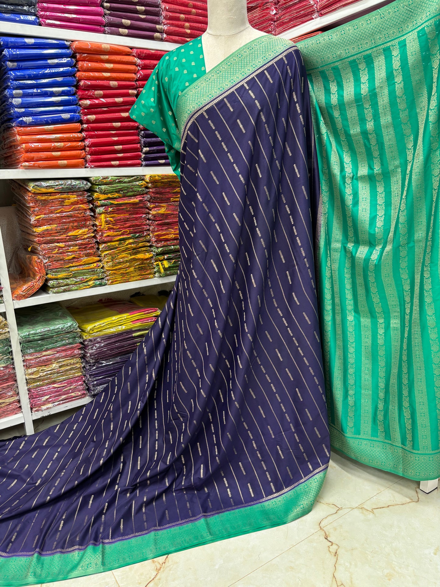 Semi Mysore Crepe (Premium, Vertical Weaves Grand Chit Pallu)