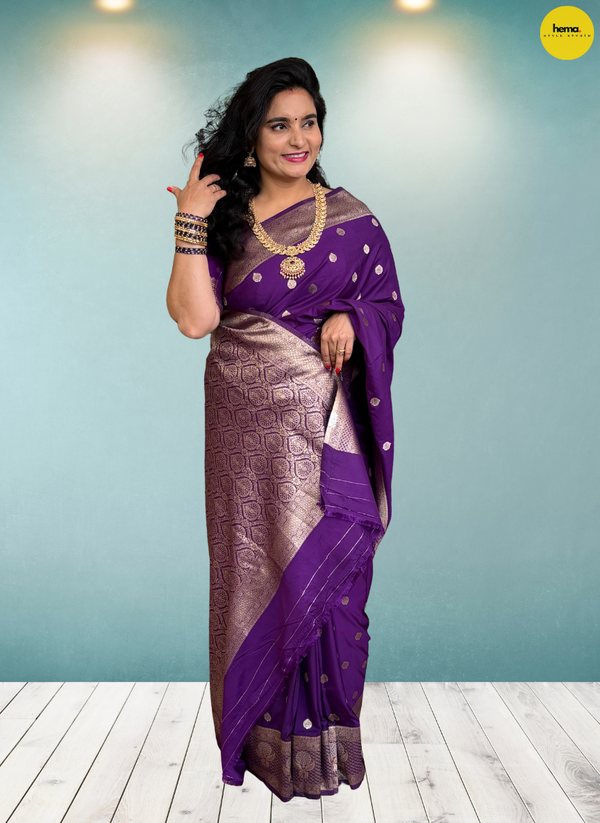 Banarasi Crepe (Floral Border and Grand Pallu)