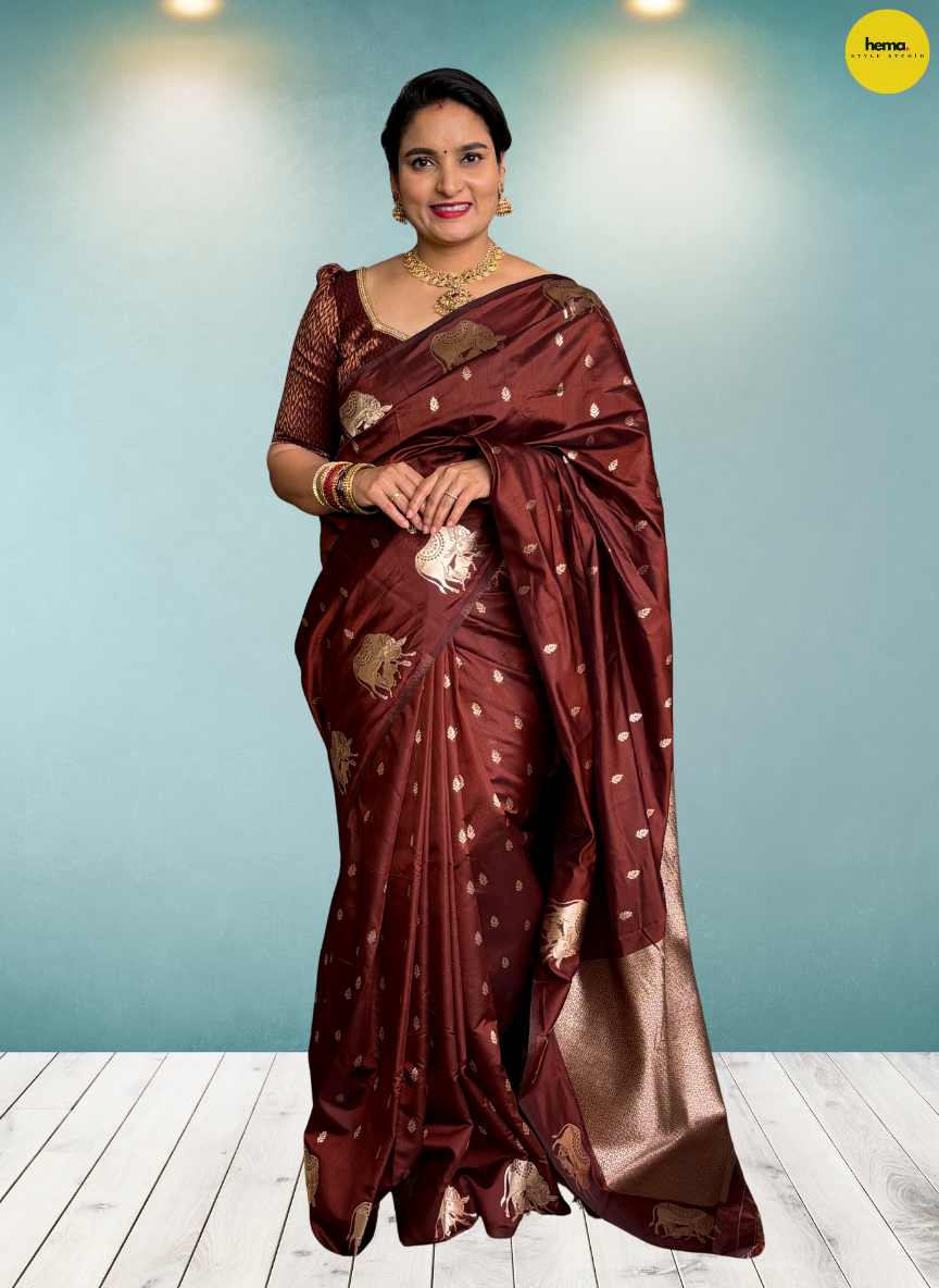 Dola Saree (Kamadhenu Border)