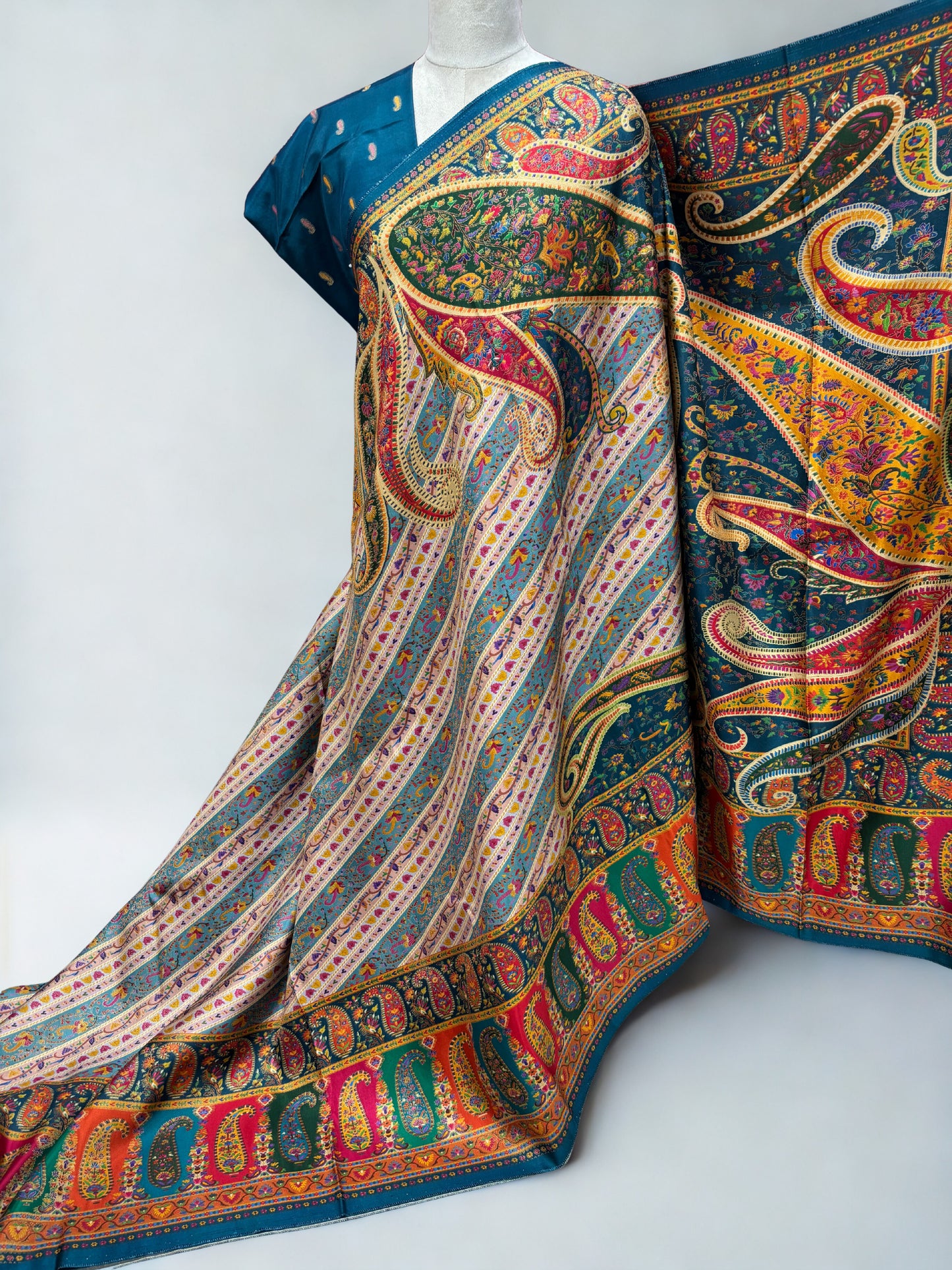 Premium Pashmina Saree (Ladakhi Theme)