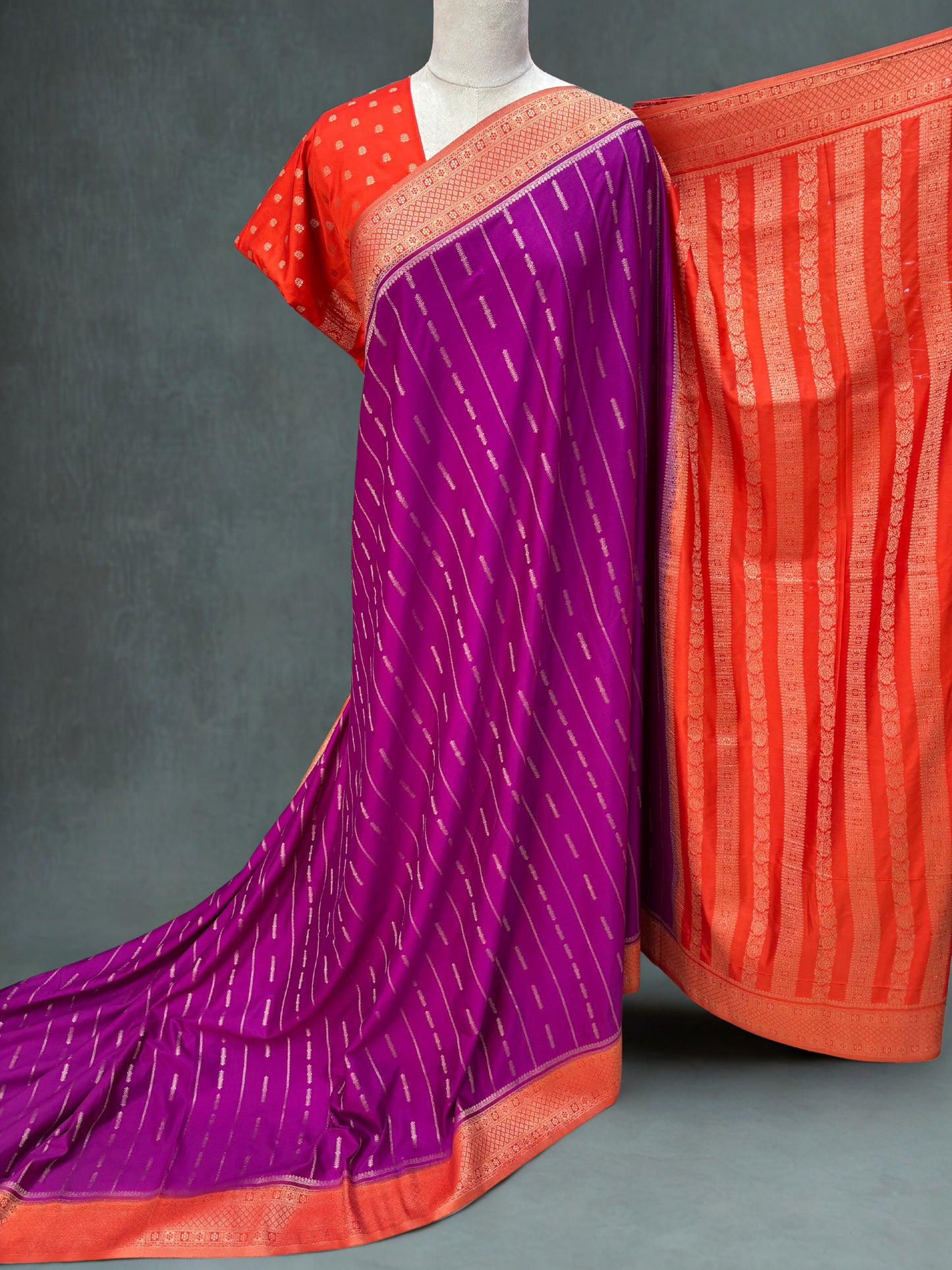 Semi Mysore Crepe (Premium, Vertical Weaves Grand Chit Pallu)